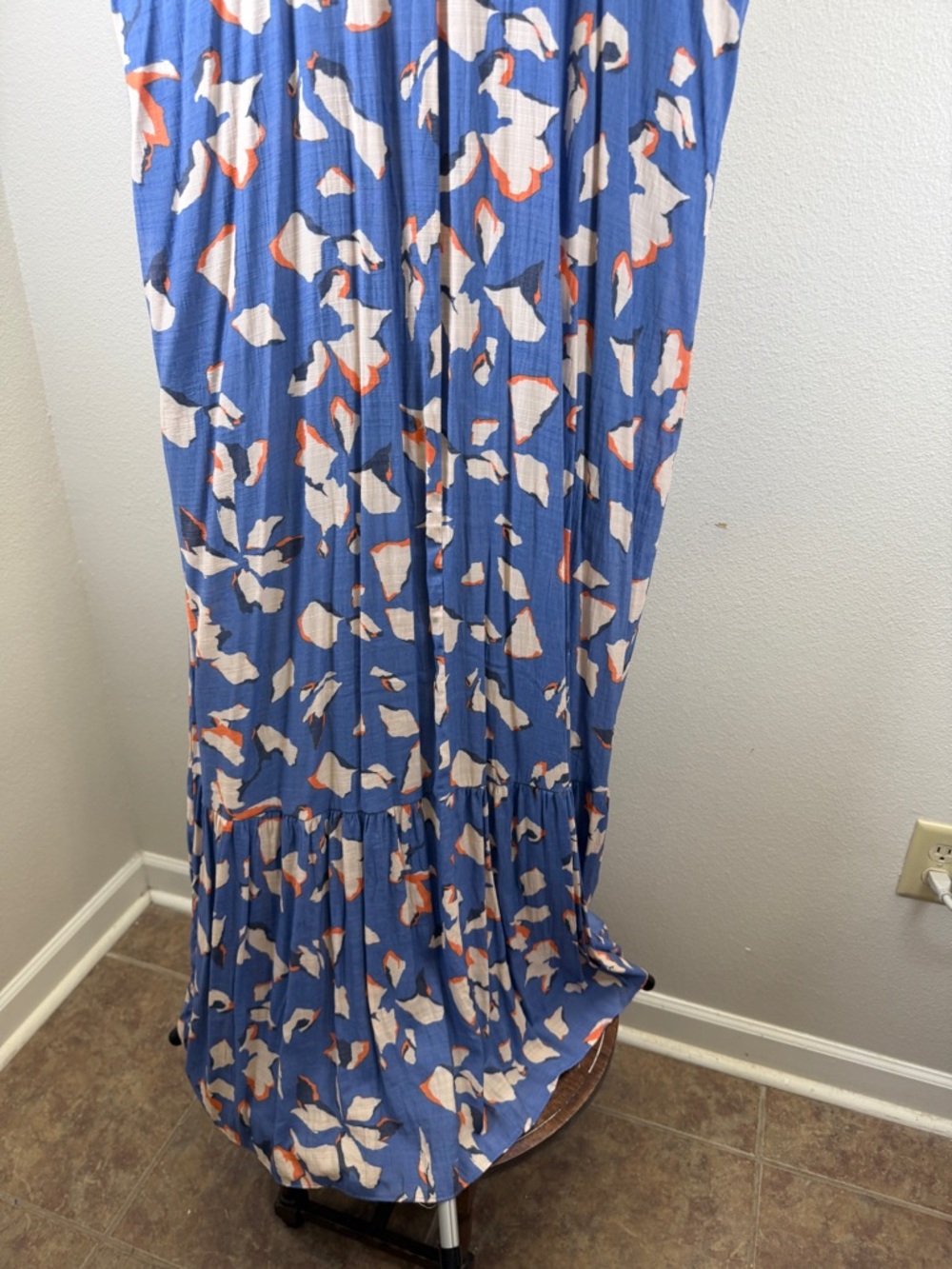 Nine West Blue Abstract Floral Halter Maxi Dress - Picture 6 of 10